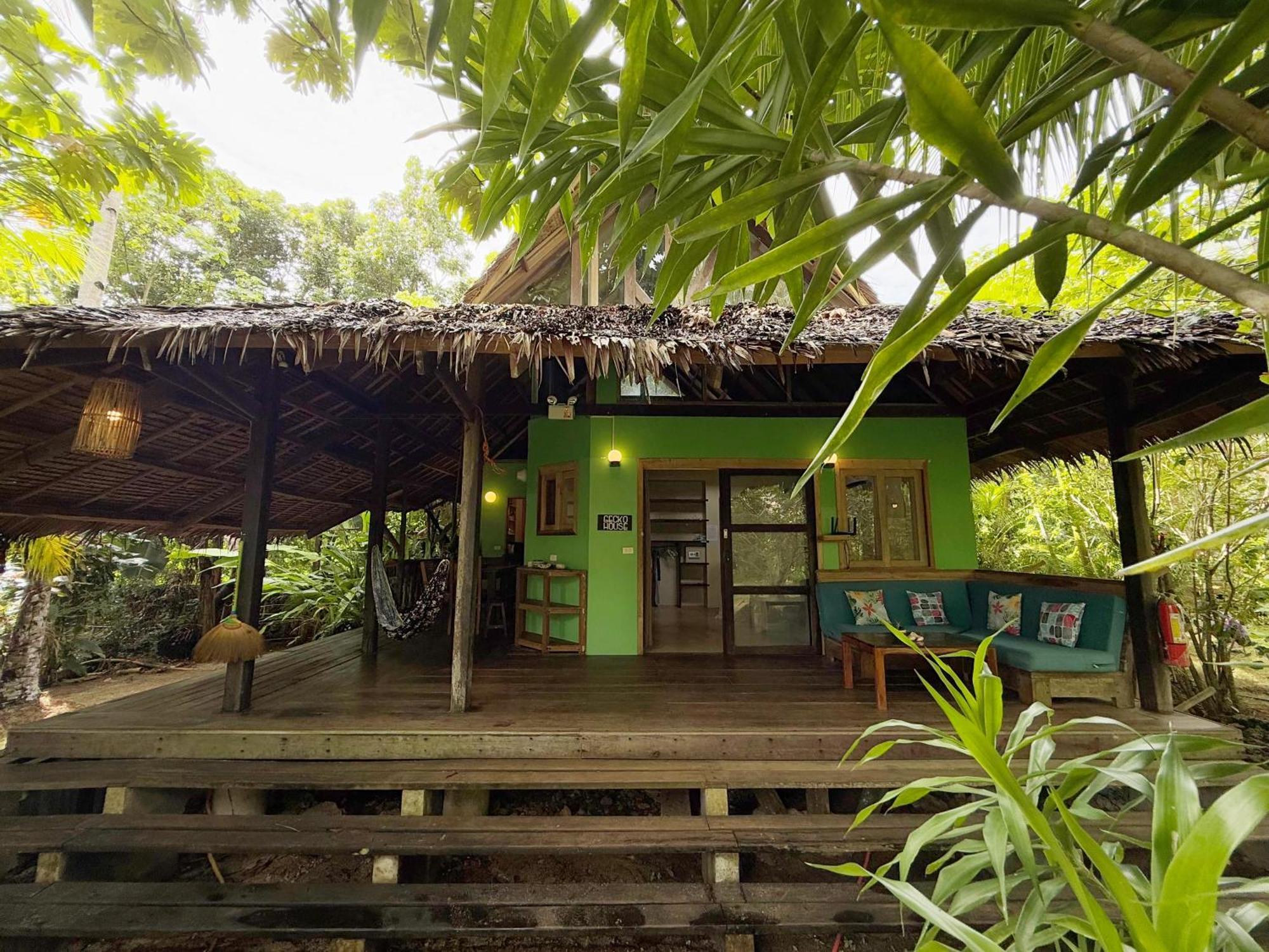 Emerald House Village General Luna  Exterior foto